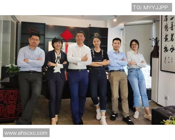 深圳乒乓球队荣登团队协作排行榜榜首展现卓越团队精神与实力